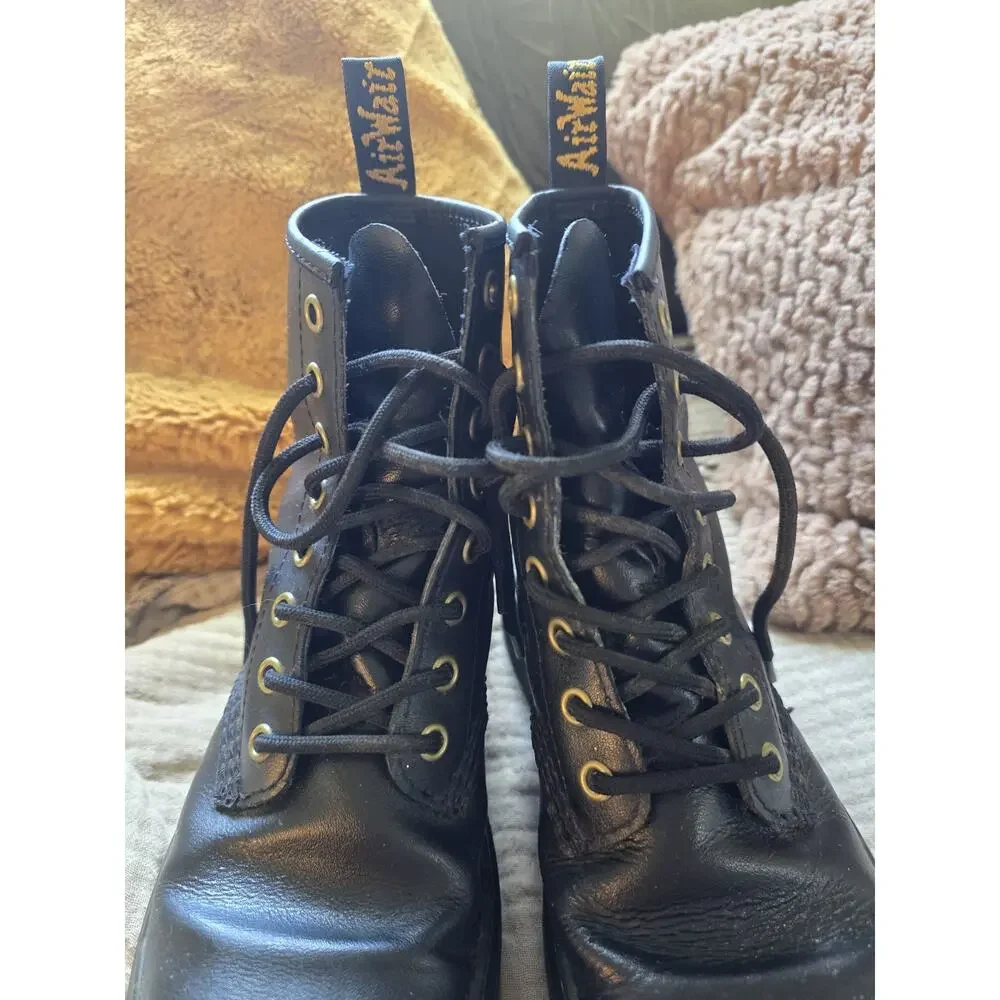 Dr. Martens Zavala Boots Combat Classic Grunge 1990s Y2K lace up size 6 Womens